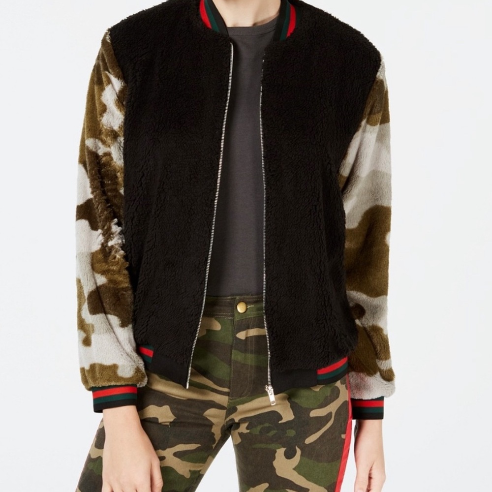 Black/camo bomber jacket
